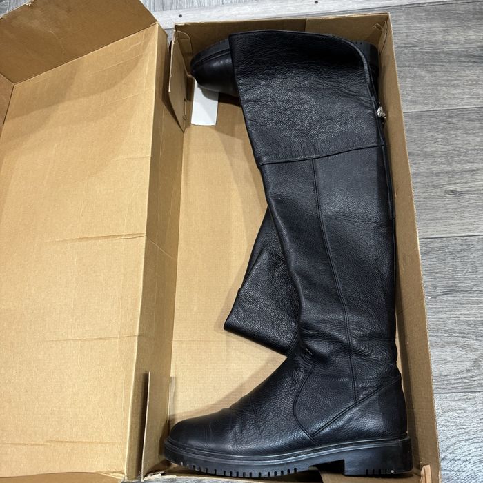 Кожаные сапоги женские