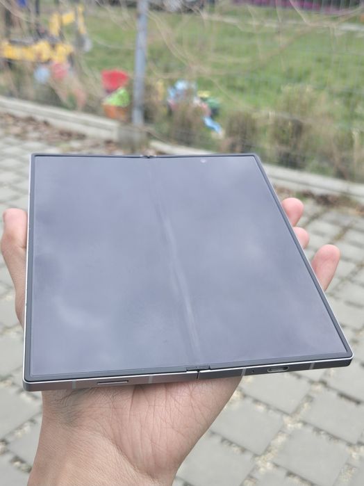 Samsung Galaxy Z Fold 6,Jak nowy, 9 miesięcy gwarancj