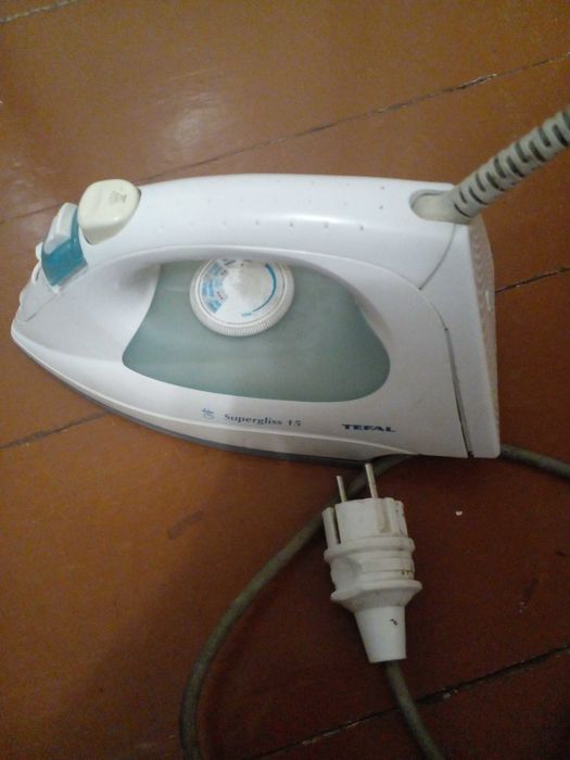 УтюгTefal Supergliss 15.