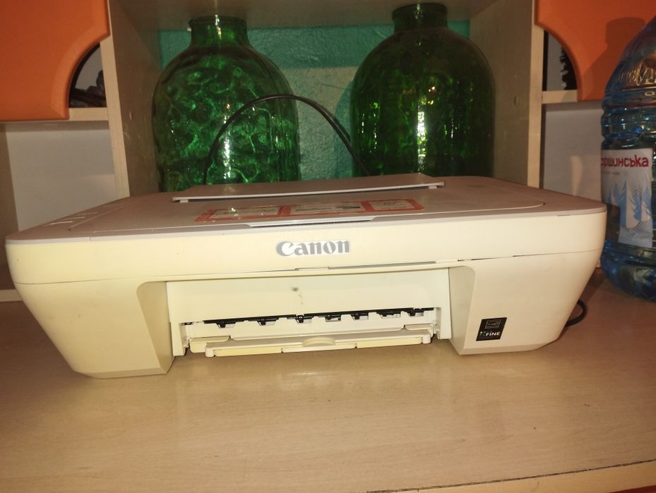 Принтер Canon кольоровий на запчастин