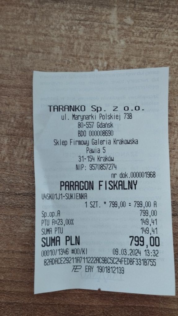 Długa elegancka sukienka z kokardą Taranko