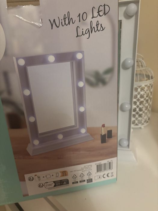 Lusterko led nowe w pudełku