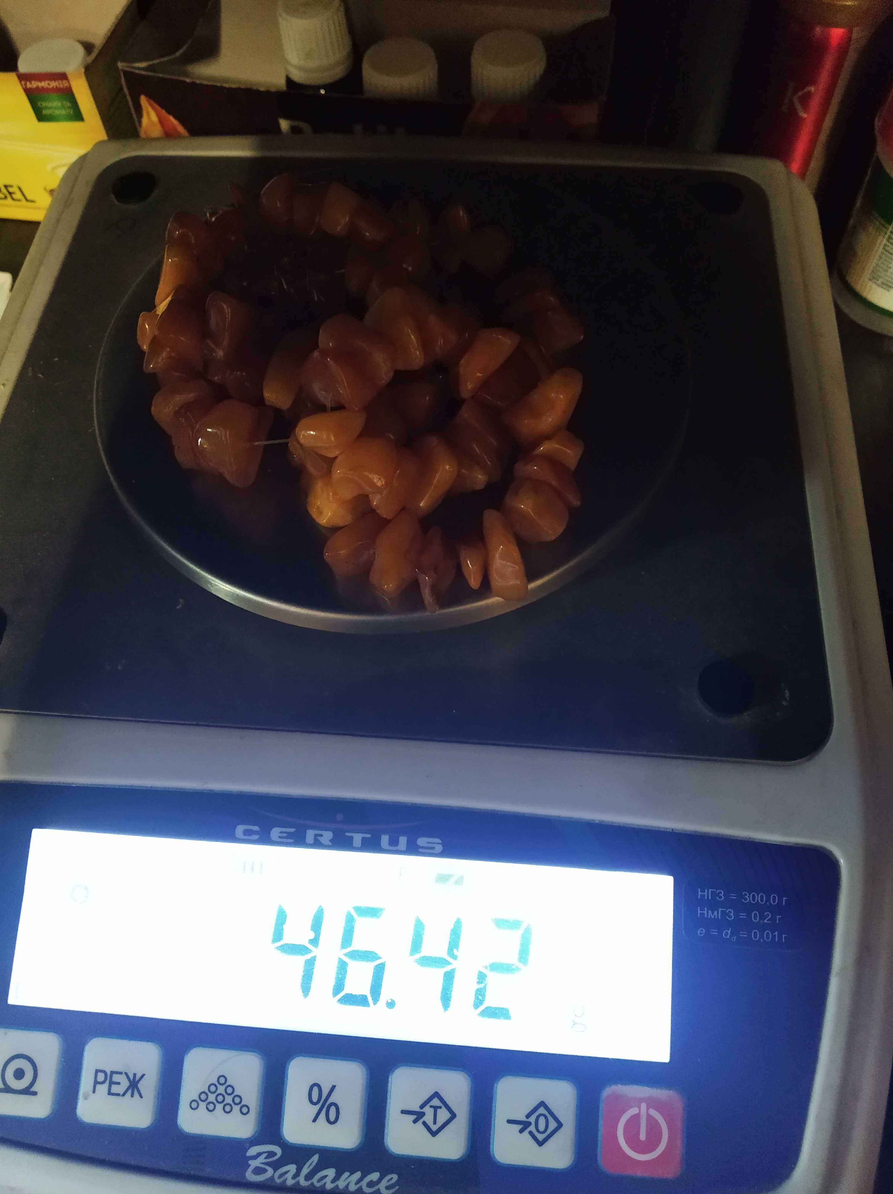 Продам янтарные бусы