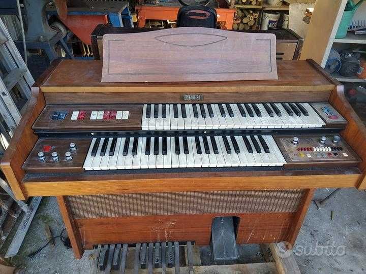 Organy Pianino Farfisa lata 70