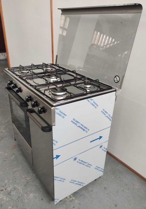 FOGÃO A GAS INOX C/PORTA BOTIJA BECKEN