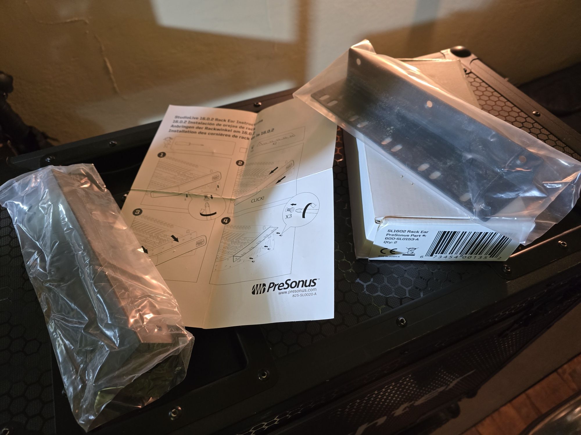 Presonus 16.0.2 uszy rack SL 1602 Rack Ear