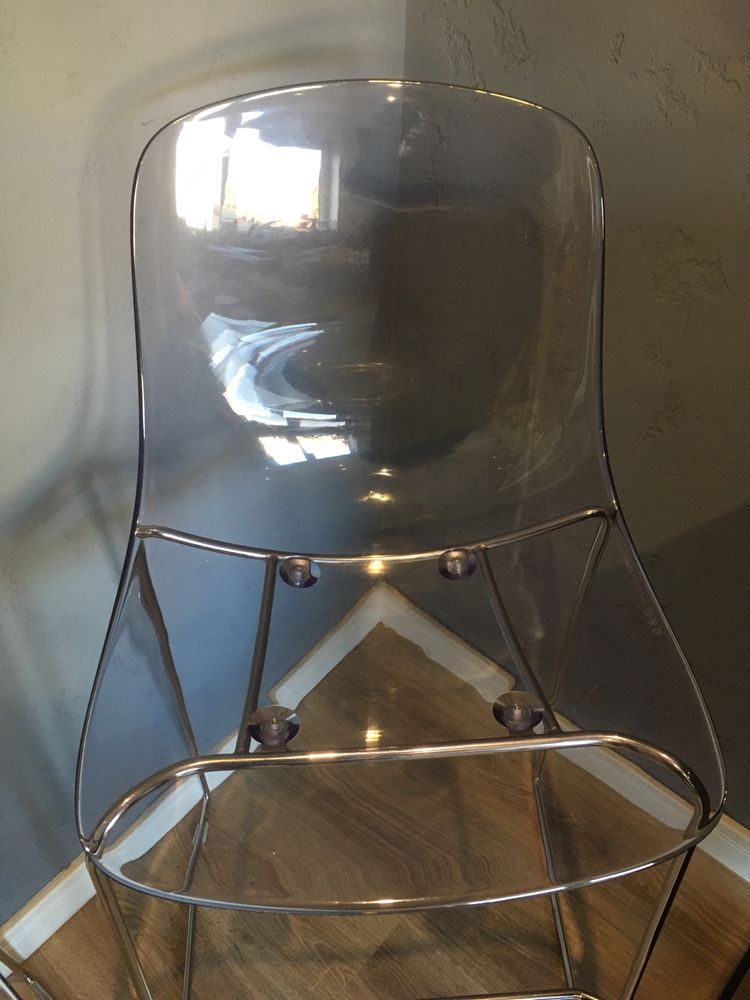 Pure Loop design Claus Breinholt for Infiniti krzesła barowe hokery