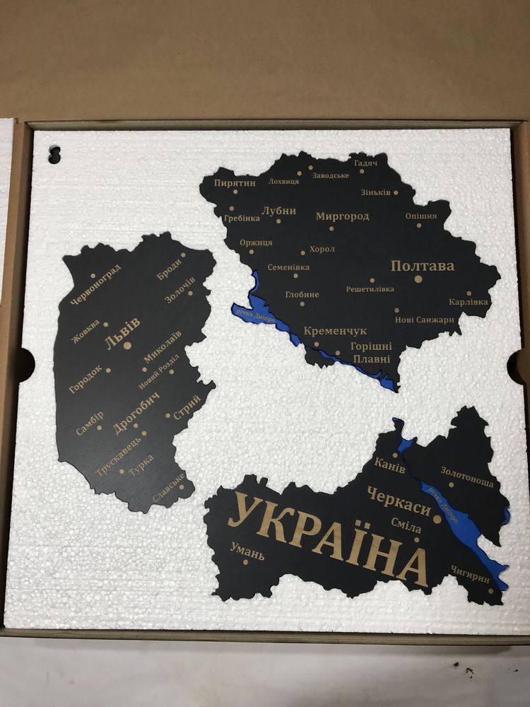 Деревʼяна  3D карта України