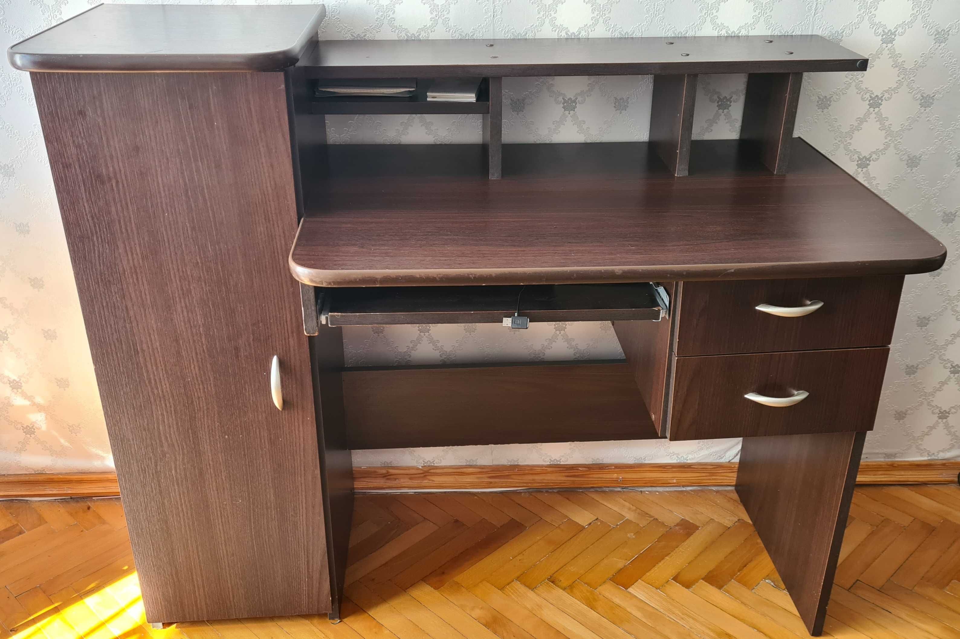 Biurko kolor wenge i krzesło