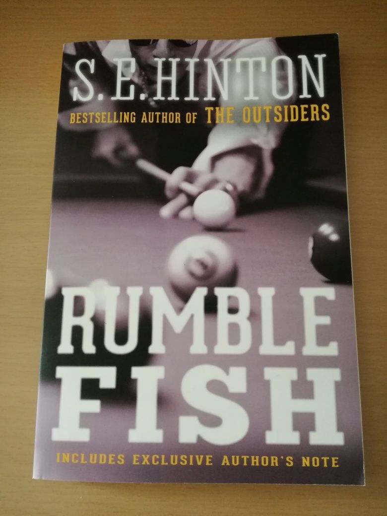 Livro em inglês Rumble Fish