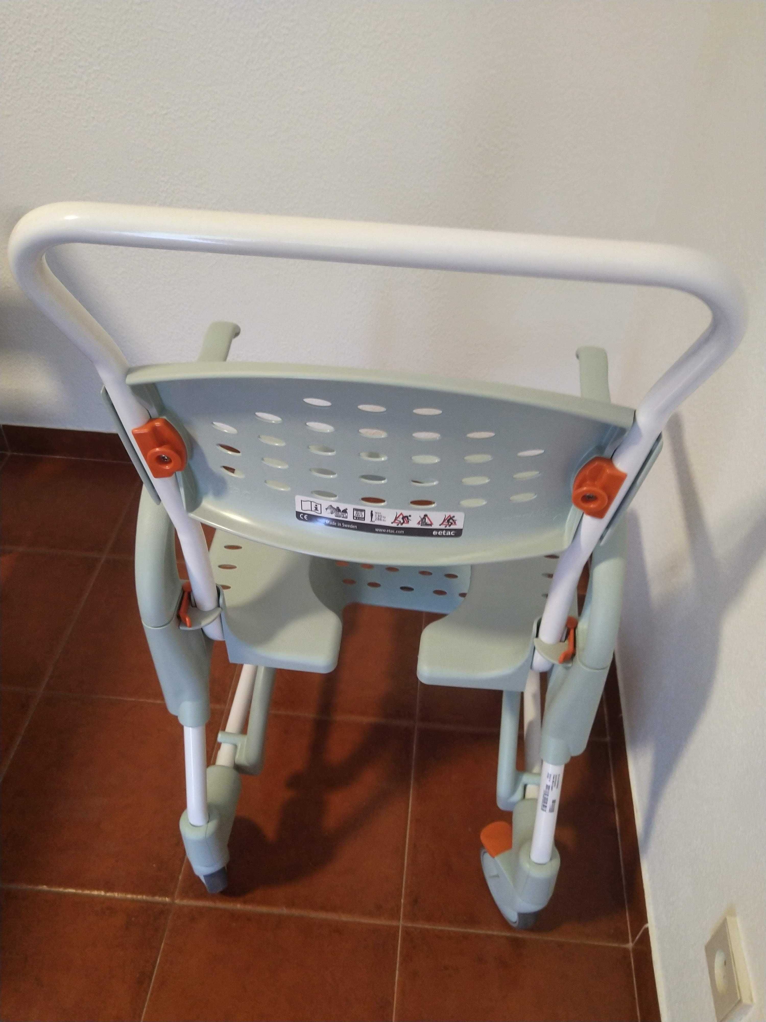 Cadeira de Banho e Sanitária Etac Clean