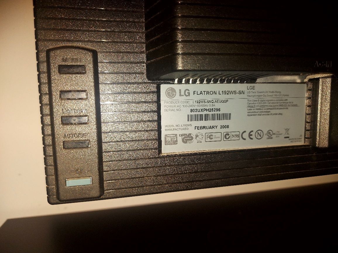 Monitor LG używany