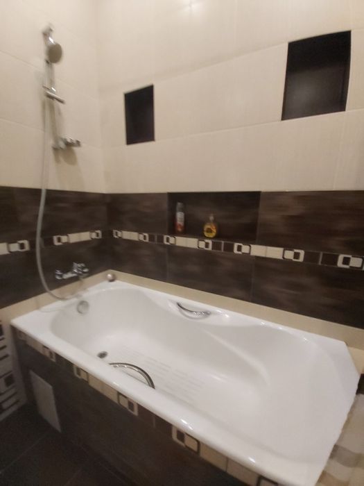 Подобово. Троещина. Дизайнерская VIP квартира ул. Лаврухина. ТРЦ " Рай