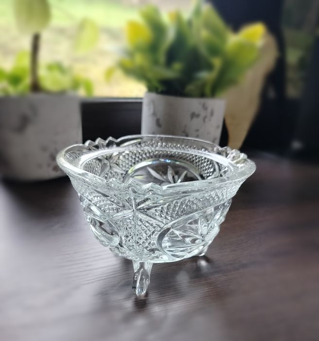 Kryształowa Miseczka z elementami szlifowanymi