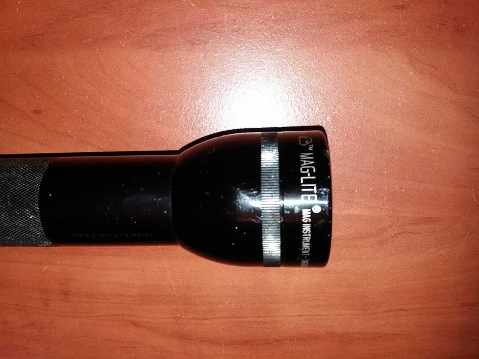 Latarka taktyczna MAG-LITE militare, police, US army