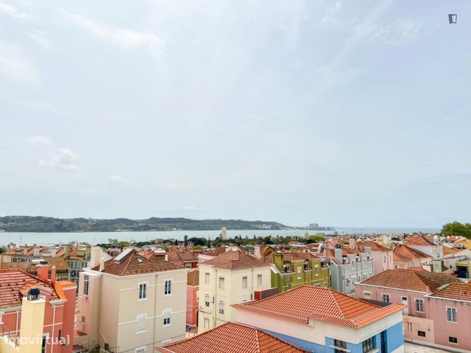 Apartamento com 3 quartos - localizado em Ajuda Lisbon