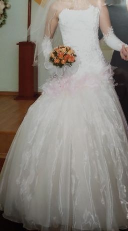 Шикарное свадебное платье шампань+перчатки!