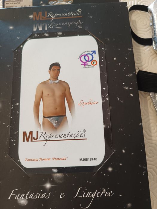 Conjunto Lingerie Masculina Prateada. Tanga e Laço