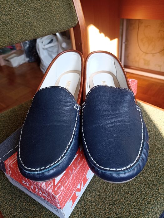 Продам женские туфли MIDA 40 р.