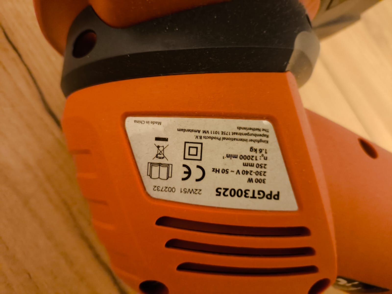 Podkaszarka nowa, 300W, performance power