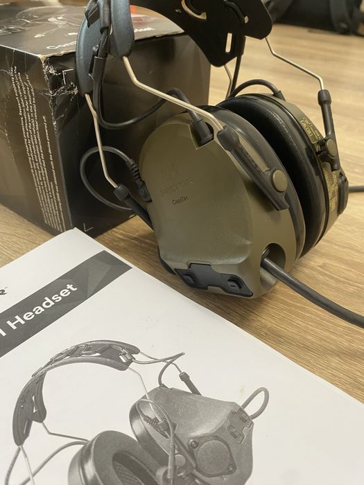 Активні наушники Peltor Vlll