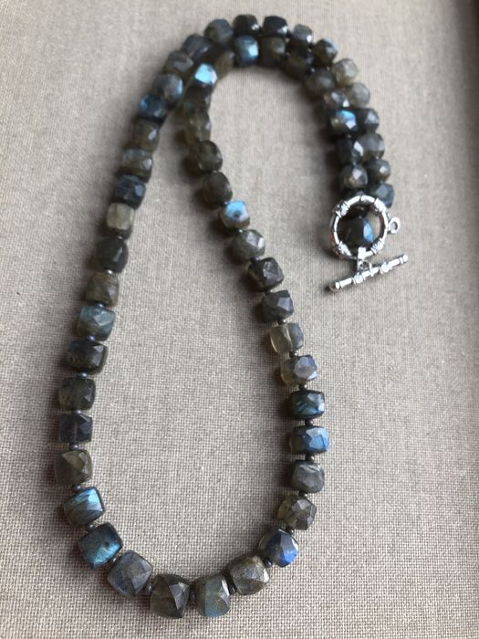 Намисто/кольє/лабрадорит/намистини