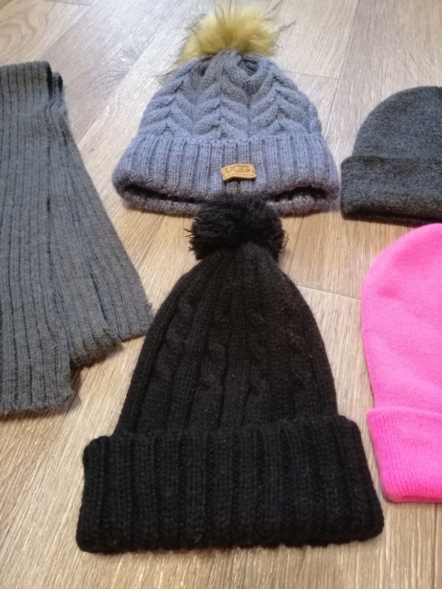 Зимние женские шапки
