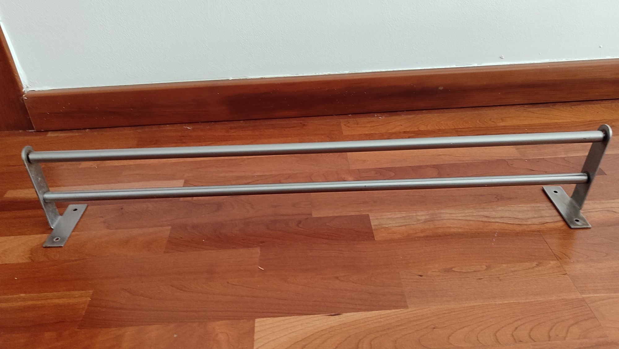 Suporte para toalhas de parede em aço da IKEA