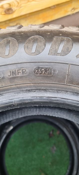 Goodyear UltraGrip Ice Arctic 195/65 R15 95T XL (шип)