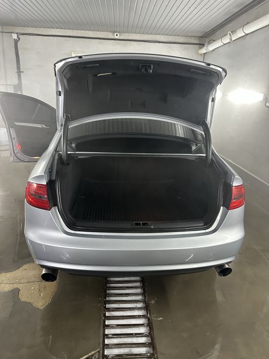 Ауди а4 б8 2014 года