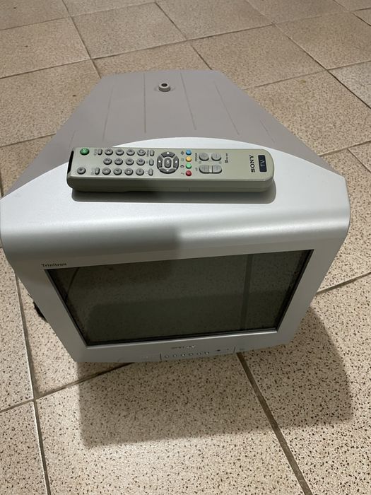 Tv CRT Sony Trinitron a Cores