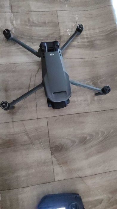 DJI Mavic 3 Pro стан ідеал. без акаунту, наліт 1 час