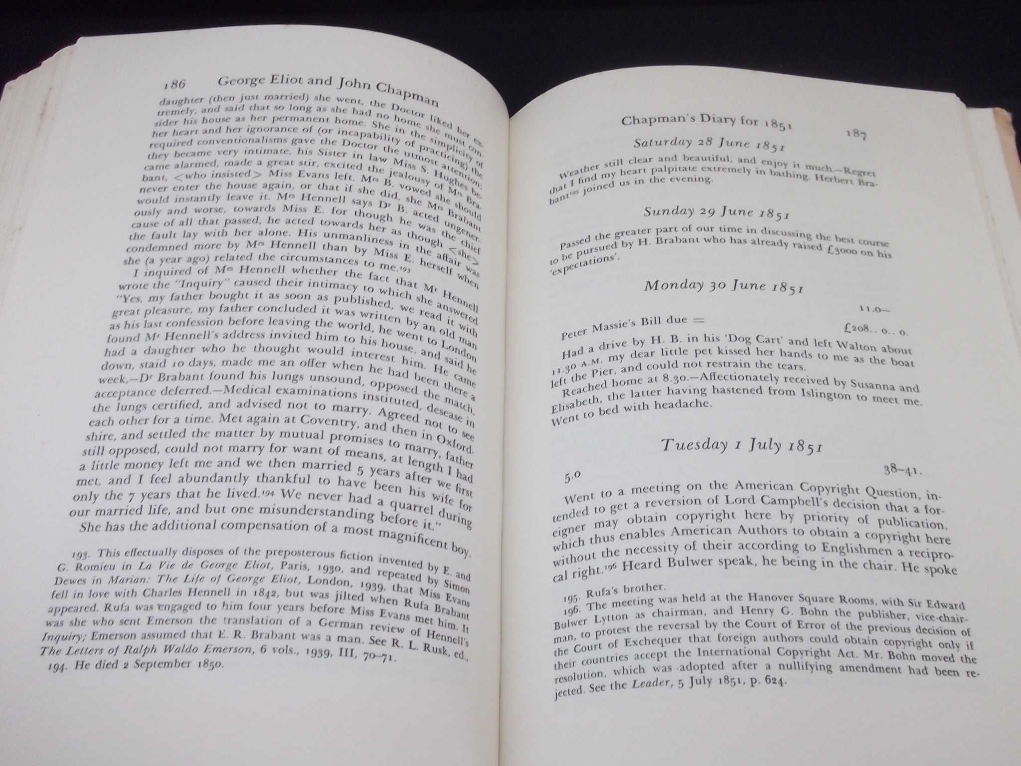 Livro George Eliot & John Chapman Gordon S. Haight 1969 autografado