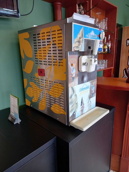 Maszyna do lodów nablatowa    ( możliwy transport)