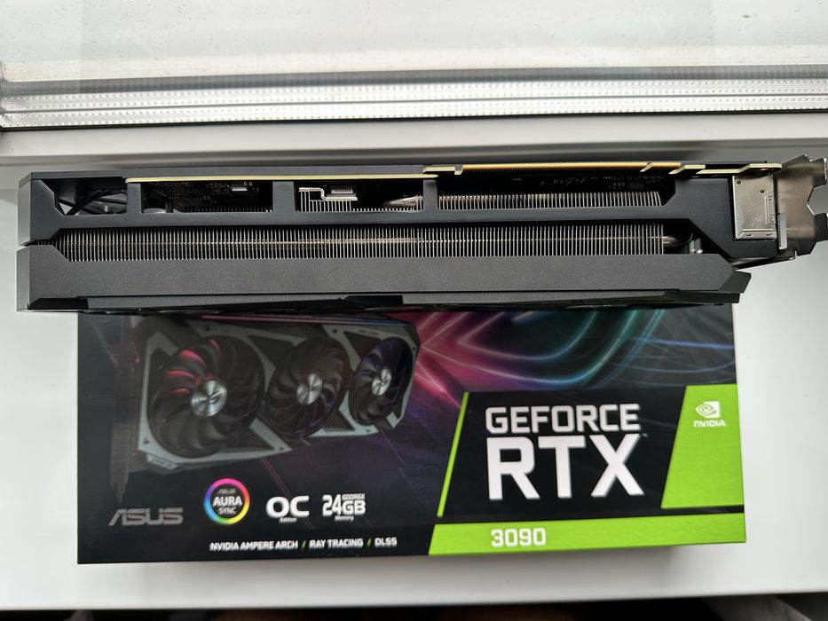 Відеокарта RTX 3090 24gb