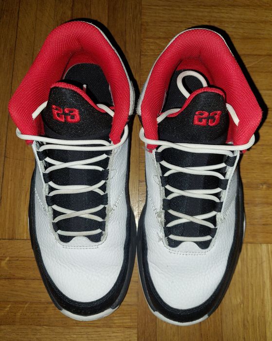 Sneakersy Jordan Max Aura 3 skóra 38