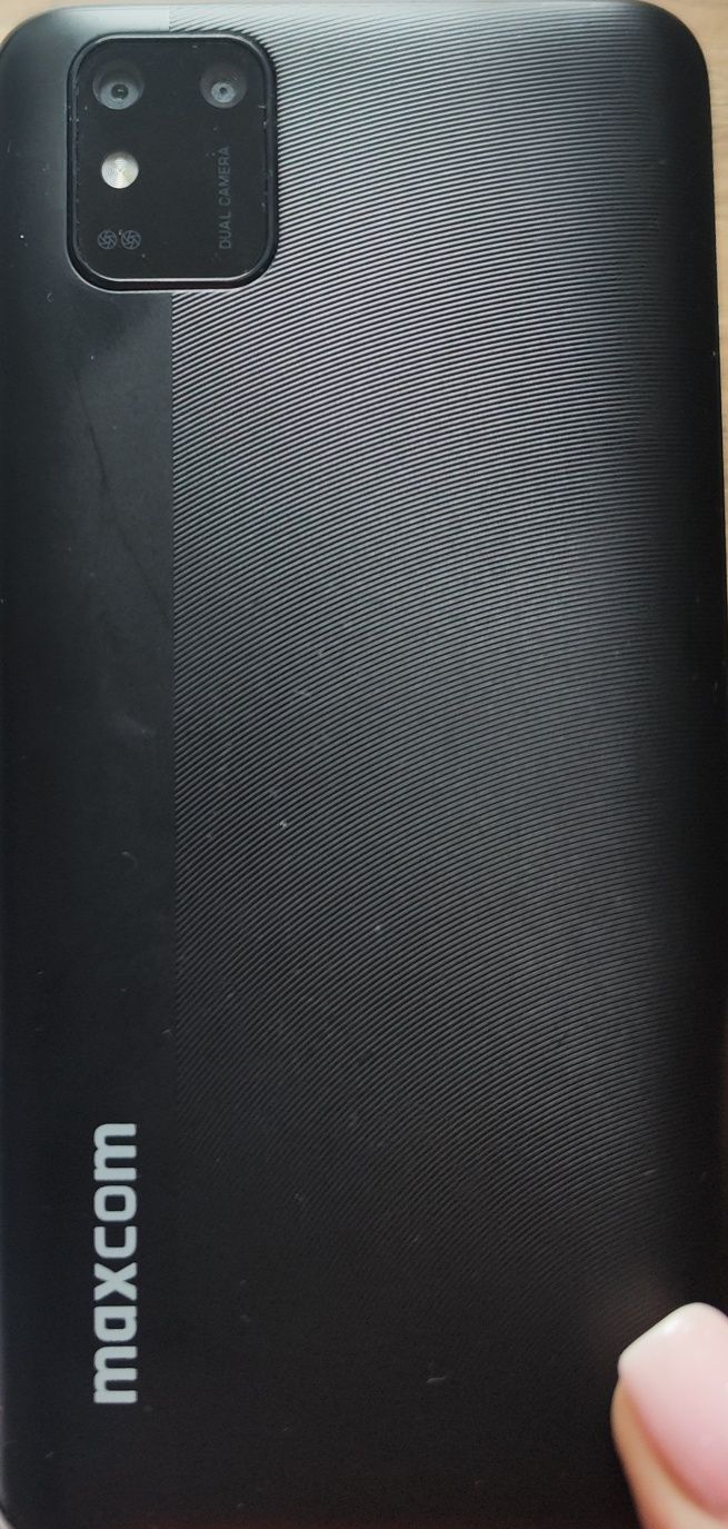 Smartfon dla seniora Maxcom MS554 2 GB / 32 GB czarny gwarancja 

Smar