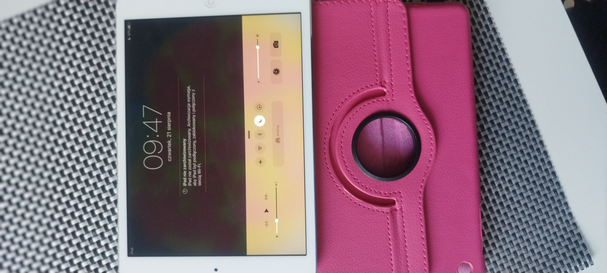 Tablet iPad mini stan bdb