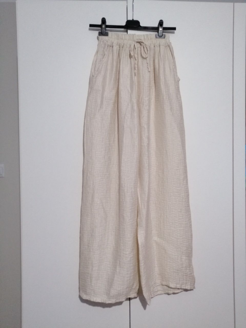 Spodnie beżowe ecru na lato to nylon tencel uni m L xl