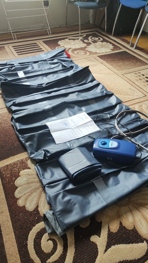 Materac przeciwodleżynowy rurowy z pompą na gwarancji