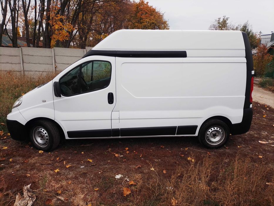 Renault Trafic 2.0, 2010 року