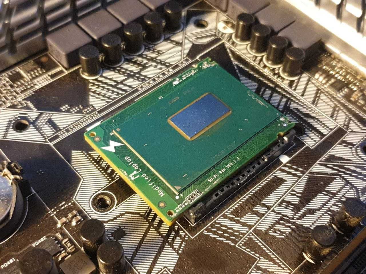 Procesor Intel QQLS (i9 9980HK ES) 8c/16t 9gen LGA 1151 MOD CoffeLake