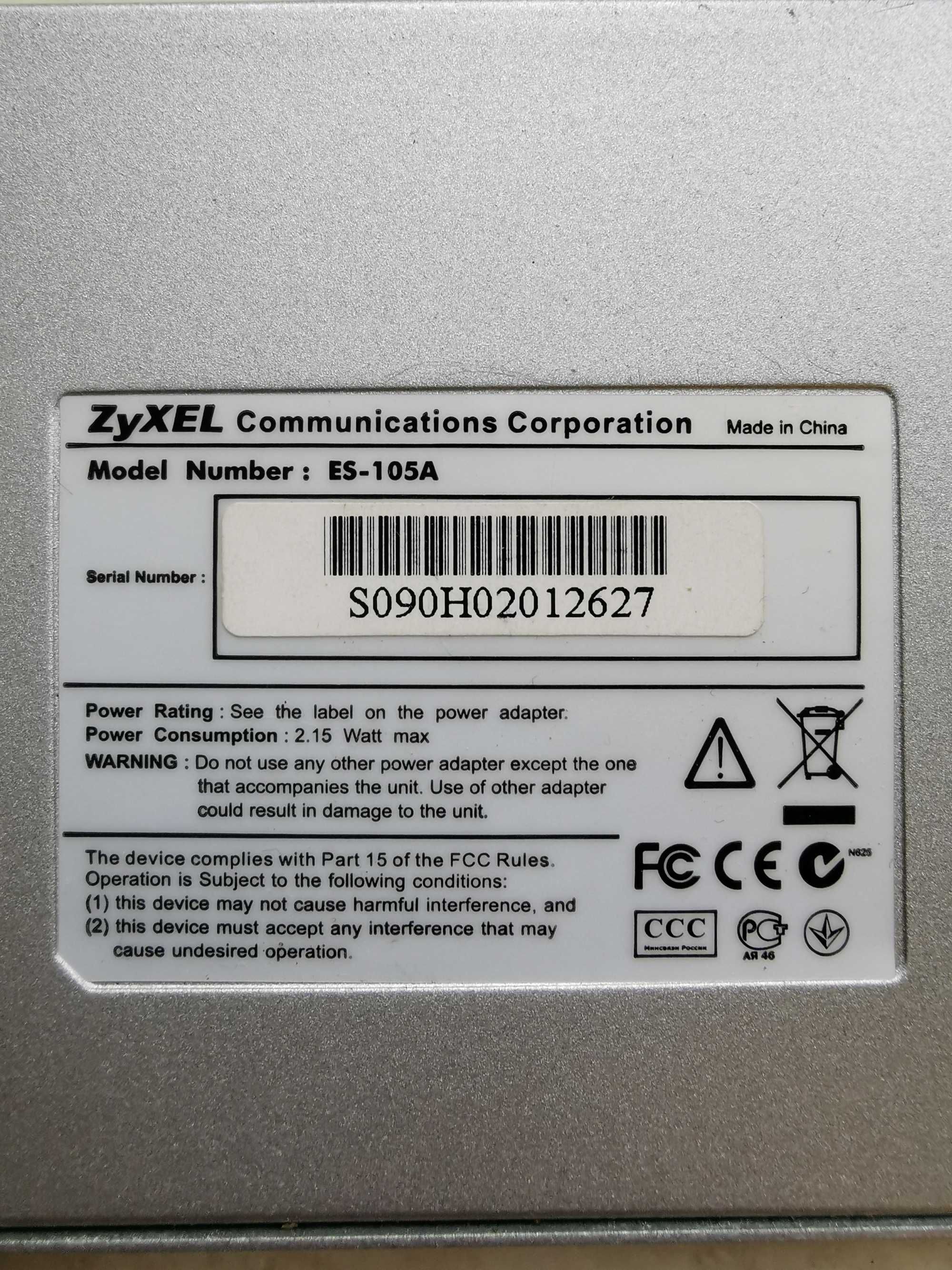 Switch ZyXEL ES-105A, 5-portowy  z zasilaczem