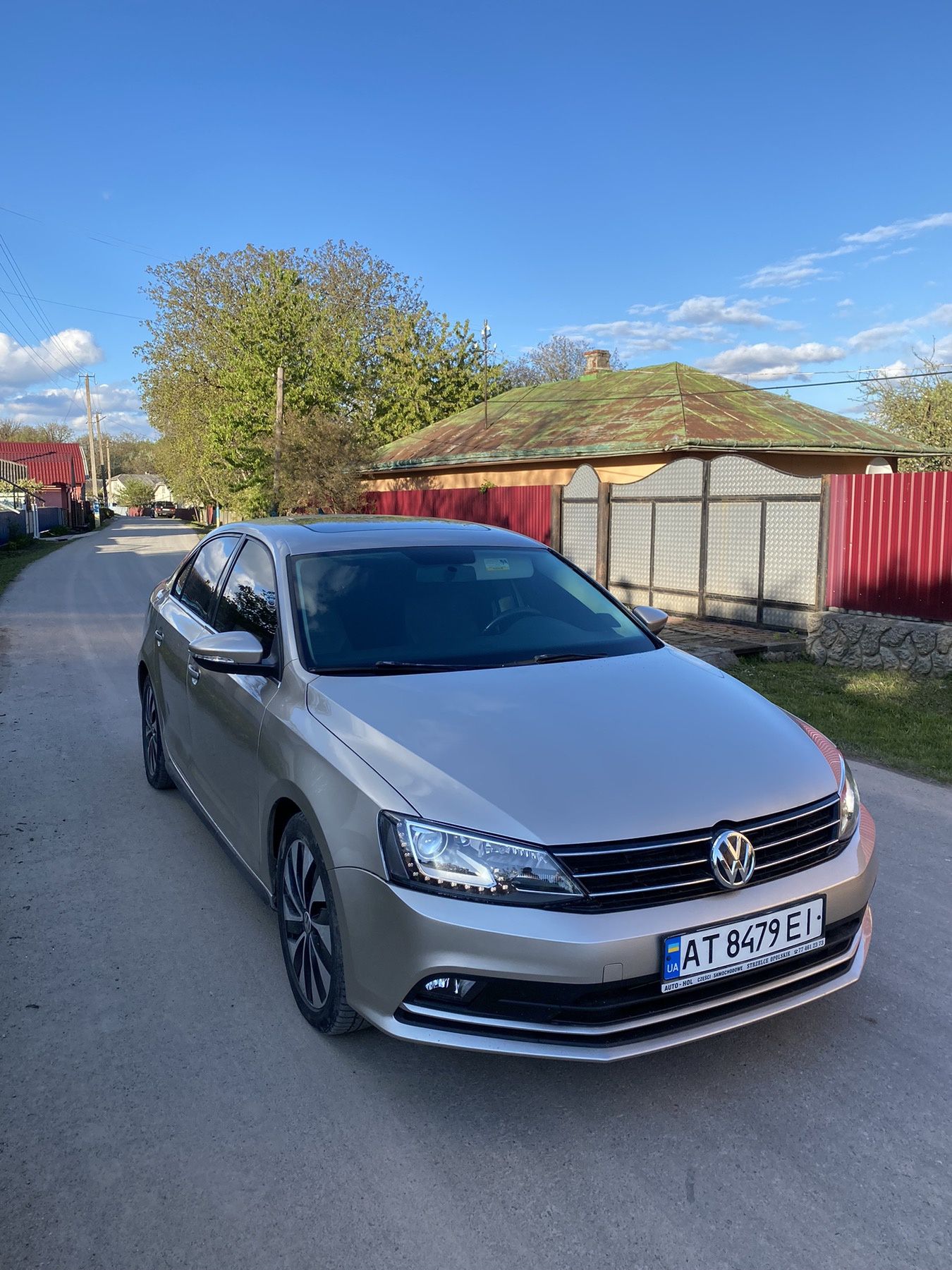 Продам. Volkswagen Jetta 2013 1,4 HYBRID