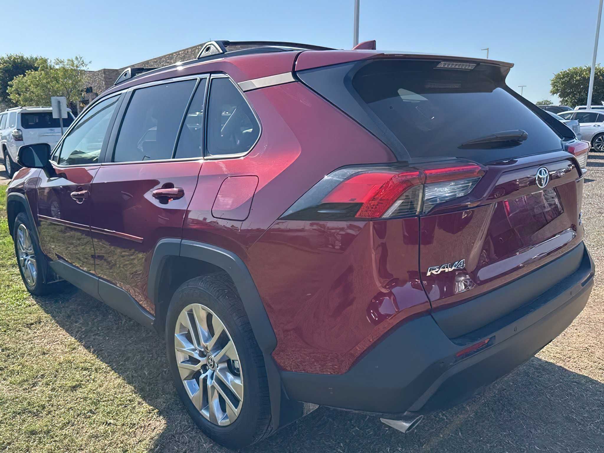 Toyota Rav4 XLE 2024