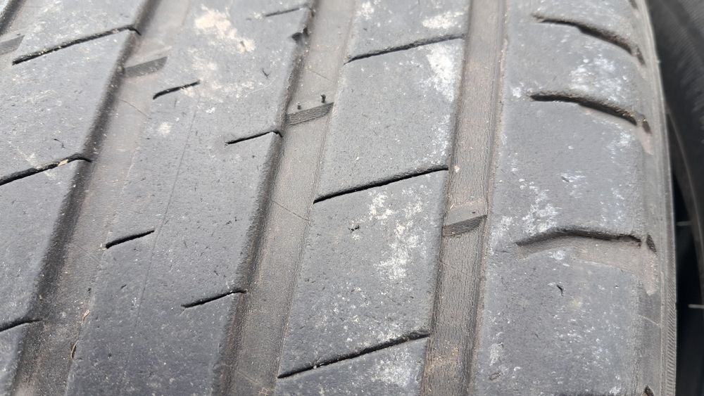 Opony letnie Michelin Latitude sport 3 235/65/R17