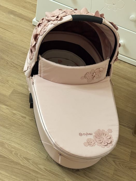 Люлька Cybex Mios 4.0 Simply Flowers Pink.