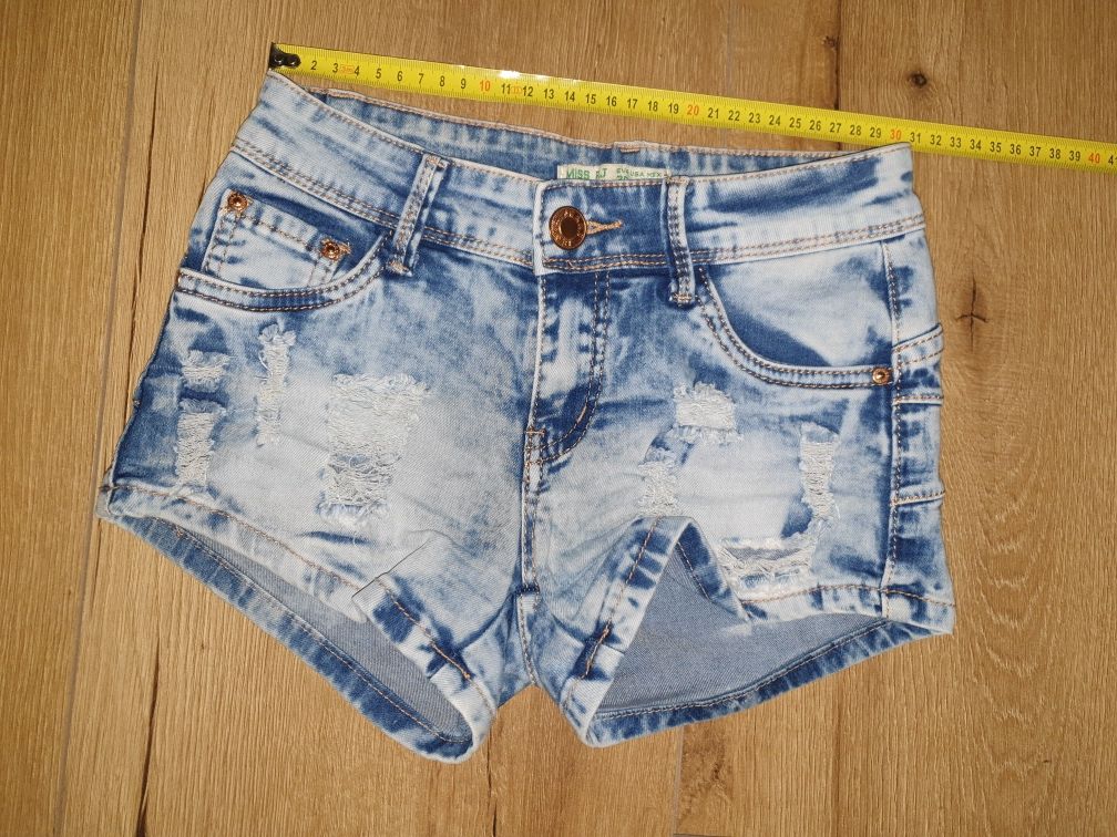 Krótkie spodenki z przetarciami jeans Miss RJ roz. 36/XS