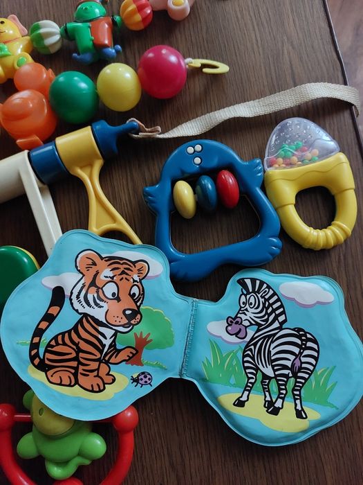 Іграшки для немовлят