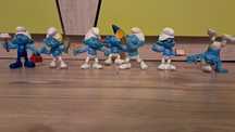 Figurki smerfy 6 sztuk + gratis